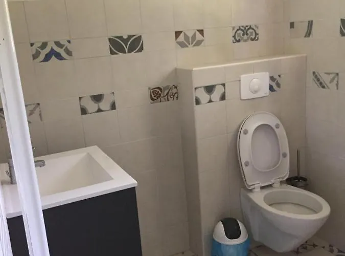 Ernella 营地 阿勒里亚