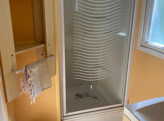 Ernella 阿勒里亚